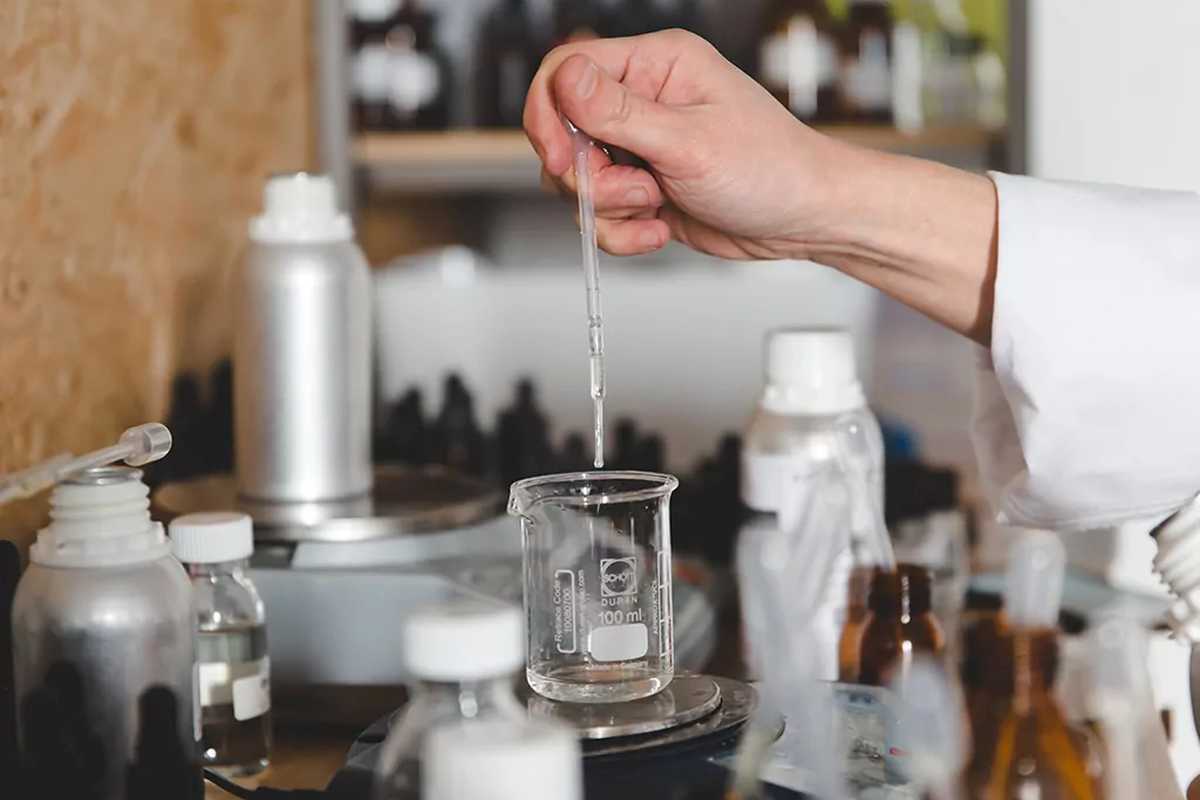 Make a Personal Perfume Workshop